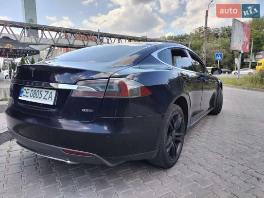 Tesla Model s 2015г. в рассрочку