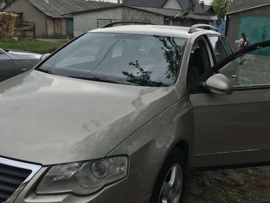 Volkswagen Passat
                          2006г. в рассрочку