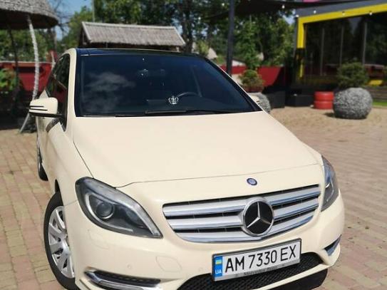 Mercedes-benz B-class 2014г. в рассрочку