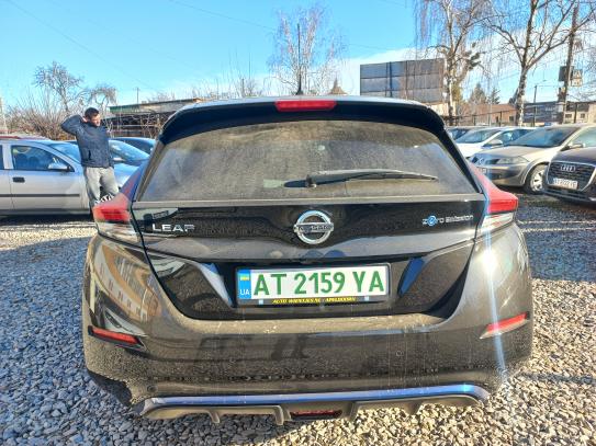 Nissan Leaf                            2018г. в рассрочку