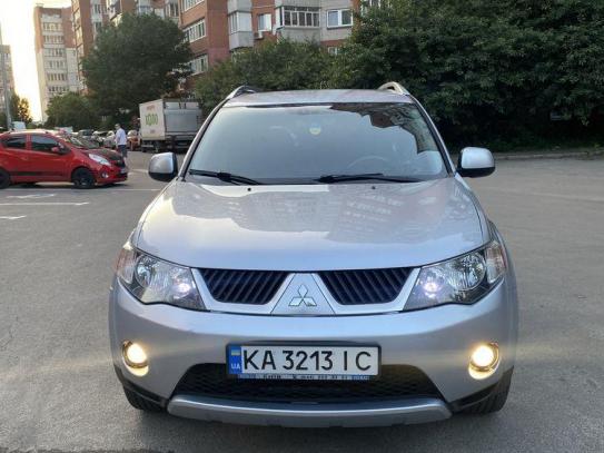 Mitsubishi Outlander                       2008г. в рассрочку