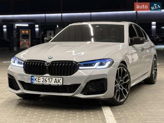 Bmw 520
                             2017г. в рассрочку