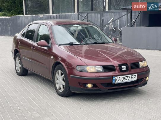 Seat Toledo                          2004г. в рассрочку