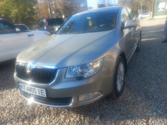 Skoda Superb 2011г. в рассрочку