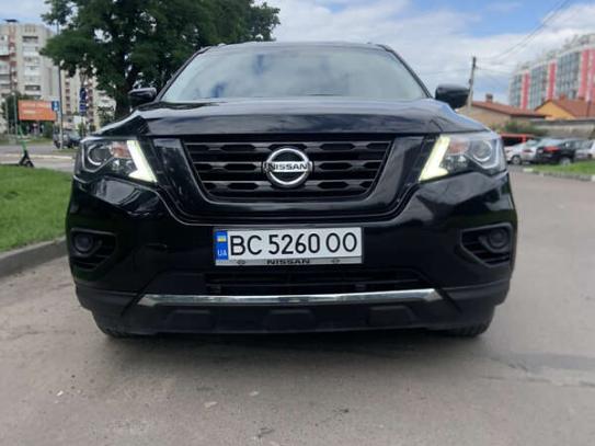 Nissan Pathfinder                      2017г. в рассрочку
