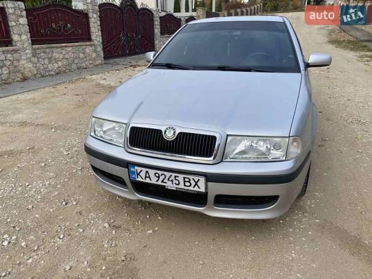 Skoda Octavia tour 2006г. в рассрочку