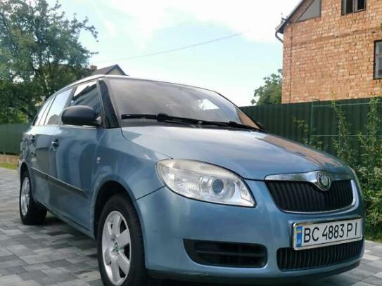 Skoda Fabia 2008р. у розстрочку