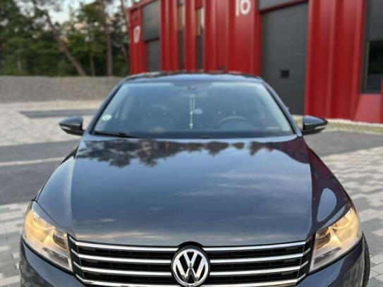 Volkswagen Passat
                          2012г. в рассрочку