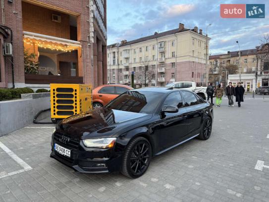 Audi A4                              2015г. в рассрочку