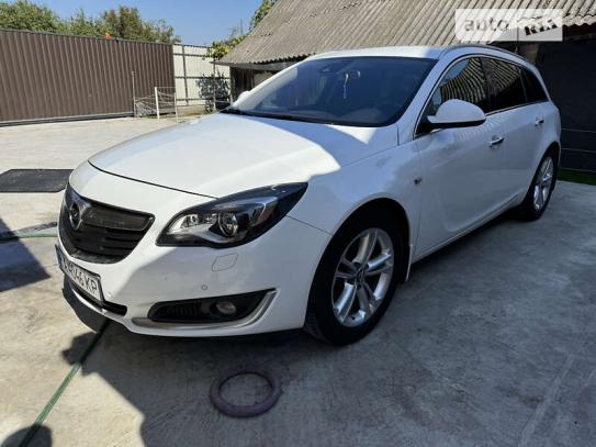 Opel Insignia 2013г. в рассрочку