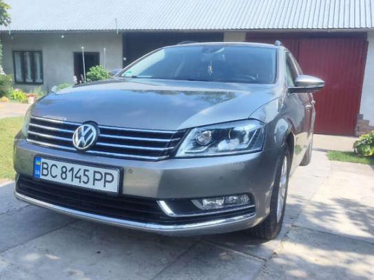 Volkswagen Passat 2012г. в рассрочку