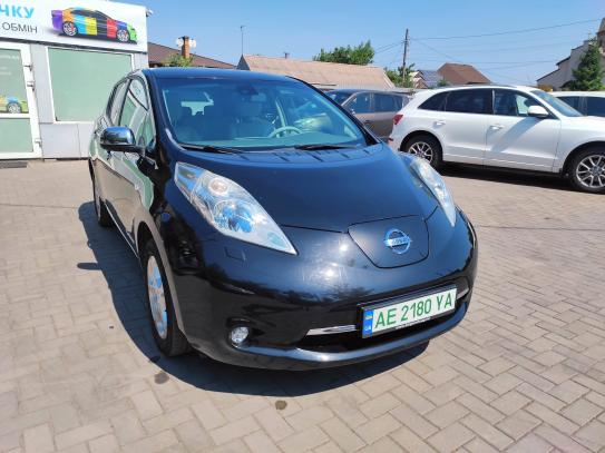 Nissan Leaf 2013г. в рассрочку