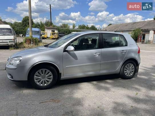 Volkswagen Golf 2007г. в рассрочку