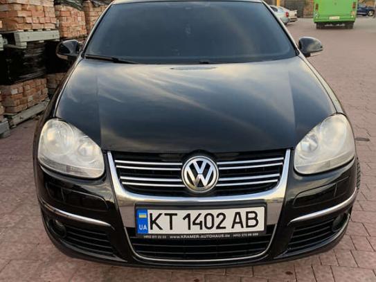 Volkswagen Golf 2009р. у розстрочку