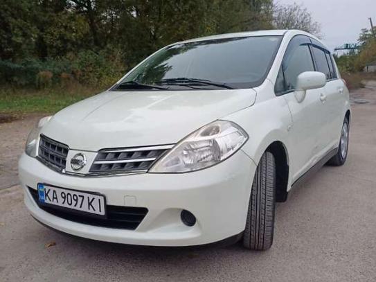 Nissan Tiida 2012р. у розстрочку