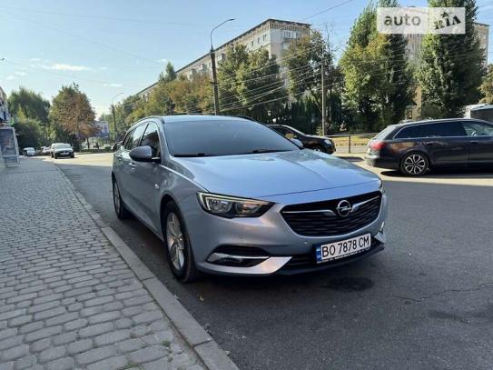 Opel Insignia sports tourer 2018г. в рассрочку