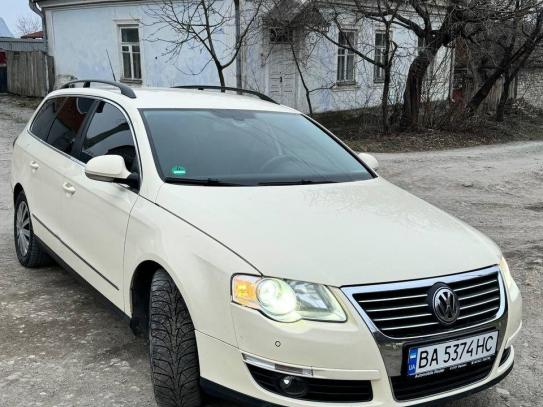 Volkswagen Passat                          2010г. в рассрочку