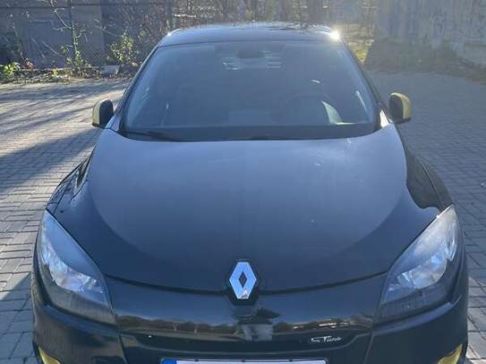 Renault Megane                          2013г. в рассрочку