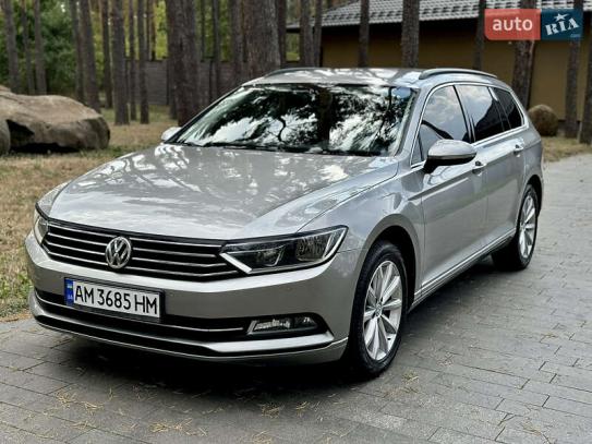 Volkswagen Passat                          2015г. в рассрочку