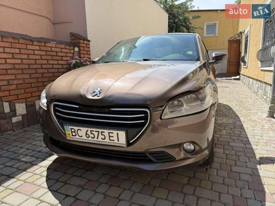 Peugeot 301                             2015г. в рассрочку