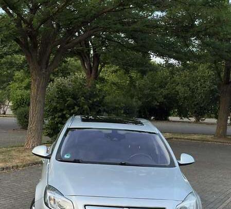 Opel Insignia                        2013г. в рассрочку