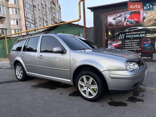 Volkswagen Golf
                            2003г. в рассрочку