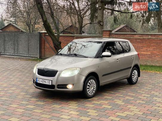 Skoda Fabia 2007р. у розстрочку