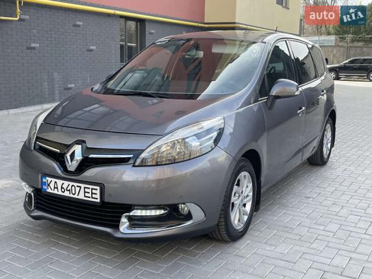 Renault Grand scenic                    2014г. в рассрочку