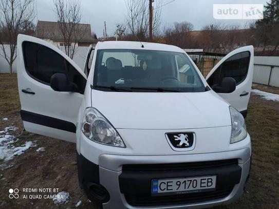 Peugeot Partner 2010г. в рассрочку