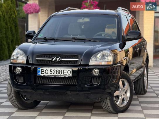 Hyundai Tucson                          2005г. в рассрочку