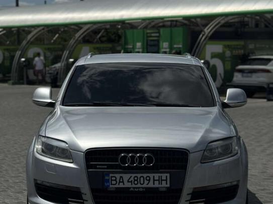 Audi Q7                              2006г. в рассрочку