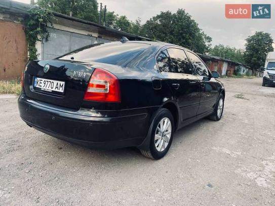 Skoda Octavia                         2006г. в рассрочку