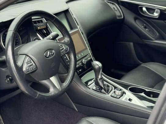 Infiniti Q50 2016р. у розстрочку