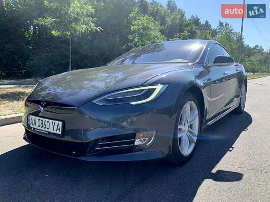 Tesla Model s                         2016г. в рассрочку
