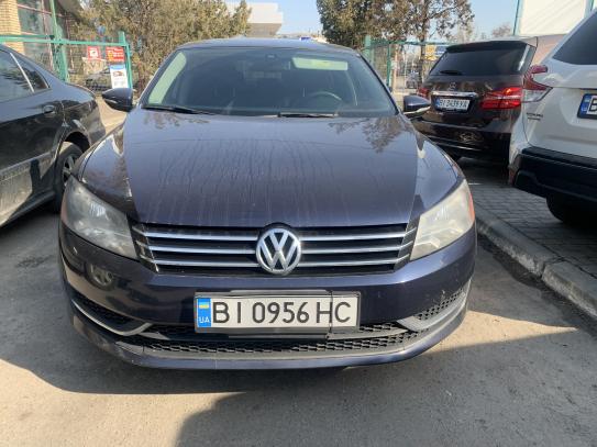 Volkswagen Passat                          2011г. в рассрочку