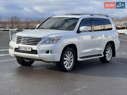 Lexus Lx
                              2008г. в рассрочку