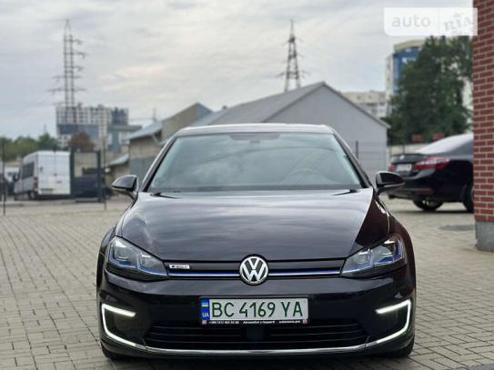 Volkswagen Golf 2017р. у розстрочку