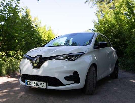 Renault Zoe                             2020г. в рассрочку