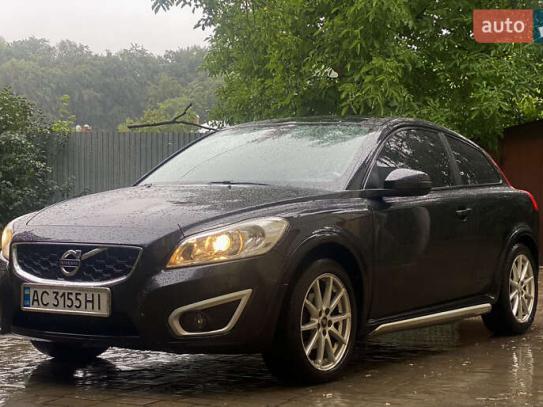 Volvo C30                             2010г. в рассрочку