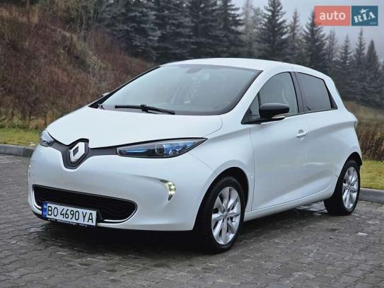 Renault Zoe                             2016г. в рассрочку