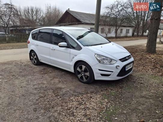 Ford S-max                           2013г. в рассрочку