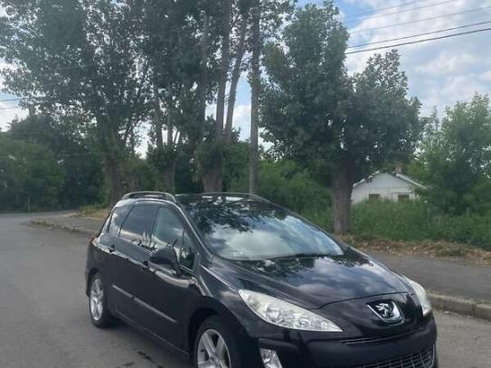 Peugeot 308                             2010г. в рассрочку