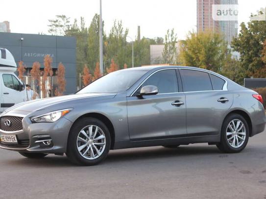 Infiniti Q50 2015р. у розстрочку