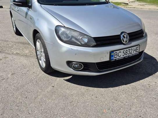Volkswagen Golf
                            2012г. в рассрочку