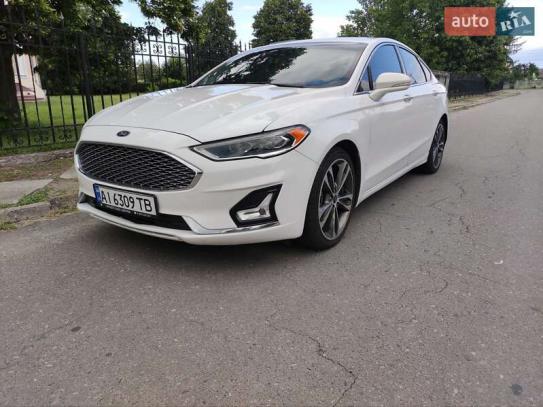 Ford Fusion 2019р. у розстрочку