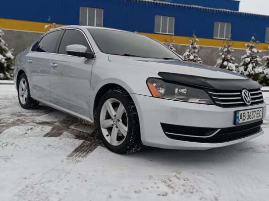 Volkswagen Passat 2014р. у розстрочку