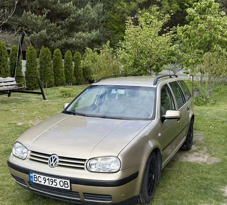 Volkswagen Golf                            2003г. в рассрочку