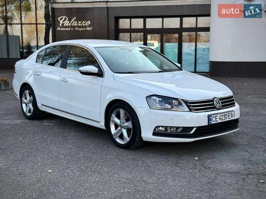 Volkswagen Passat 2014р. у розстрочку