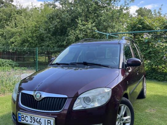 Skoda Roomster
                        2009г. в рассрочку