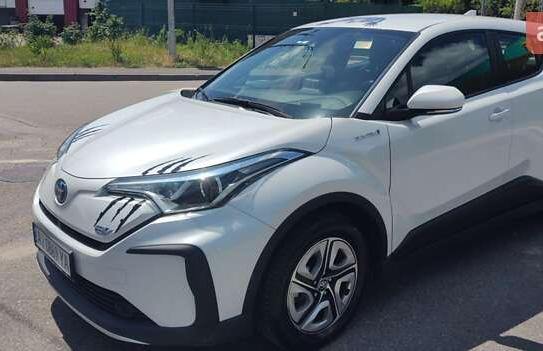 Toyota Izoa                            2021г. в рассрочку